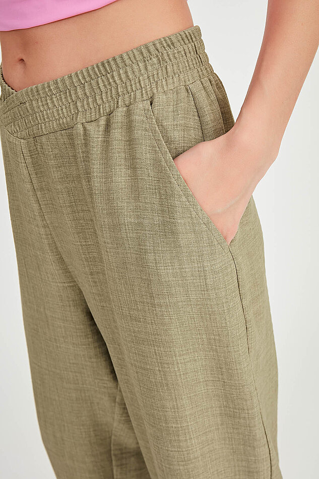 Beli Çapraz Lastik Detaylı Pantolon - 6