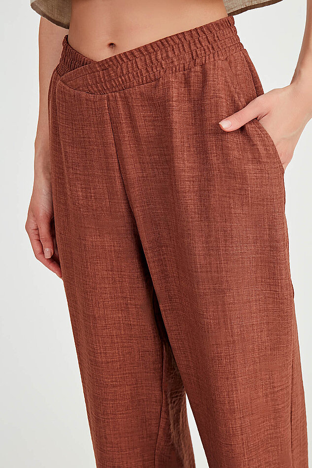 Beli Çapraz Lastik Detaylı Pantolon - 15