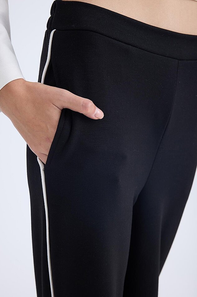 Beli Lastikli Yanı Şeritli Eşofman Pantolon - 2
