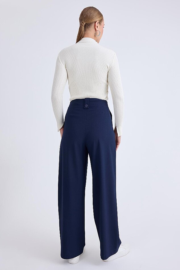 Düğme Detaylı Geniş Paça Pantolon - 8