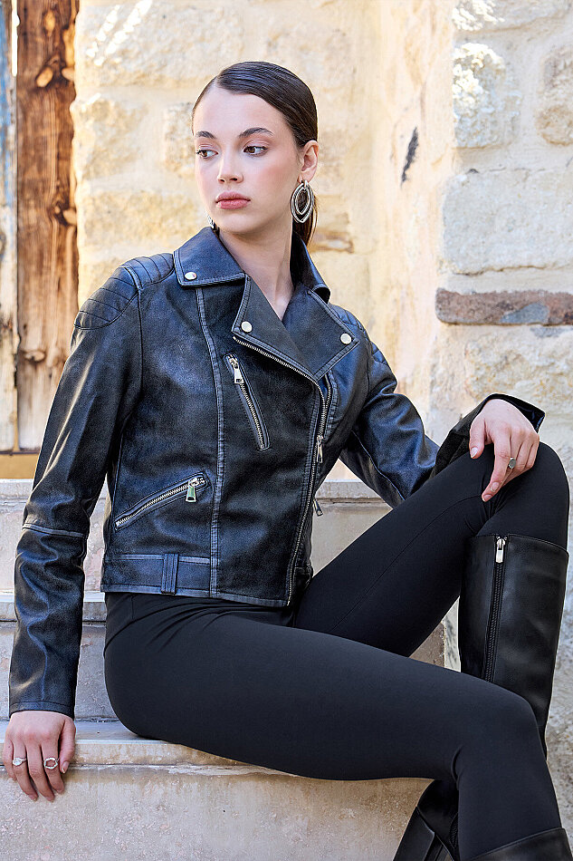 Fermuarlı Suni Deri Crop Biker Ceket