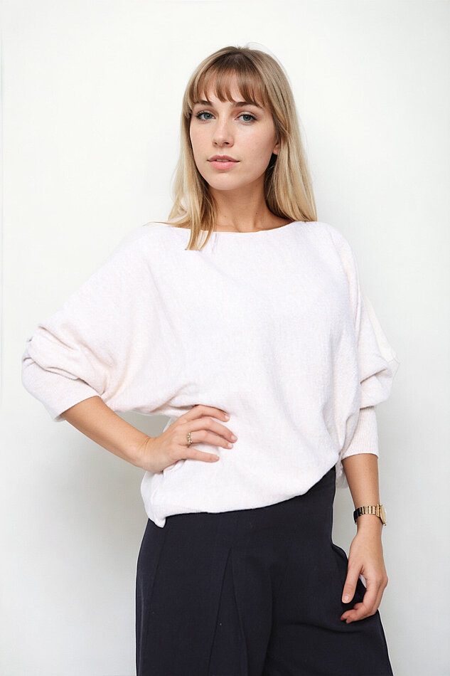 Geniş Yaka Yarasa Kol Oversize Triko Bluz (1)
