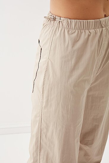 Lastik Detaylı Paraşüt Kumaş Pantolon - 14
