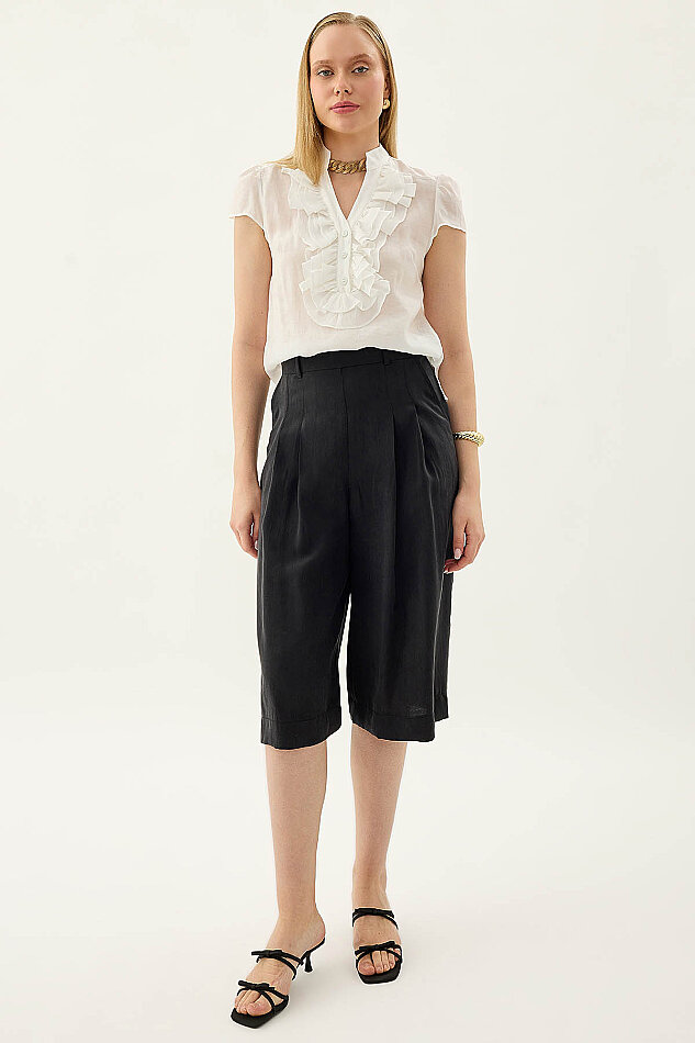 Pens Detaylı Uzun Bermuda Şort