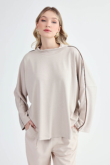 Yuvarlak Yaka Kenarı Şeritli Oversize Bluz - 6